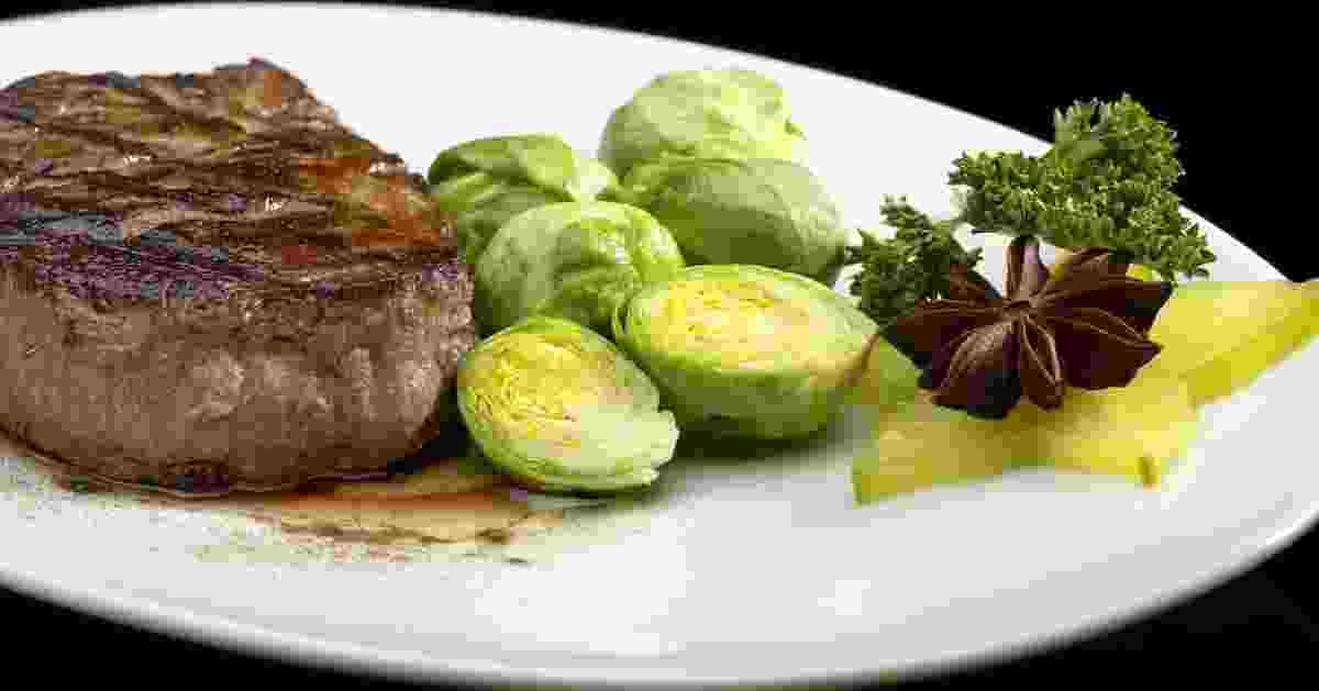 4 Ways to Buy Filet Mignon for a Great Holiday Meal