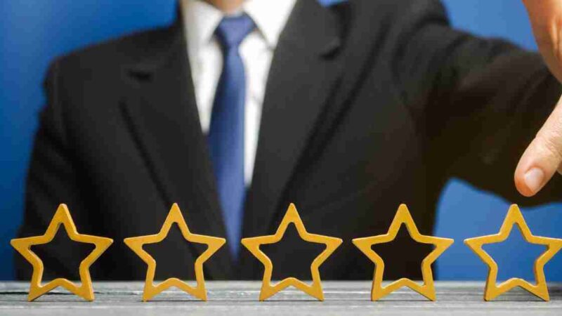 How to Find and Use Customer Reviews