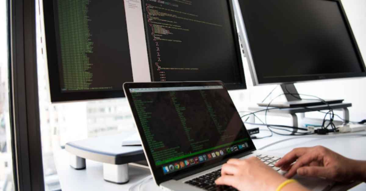 Exploring the Benefits of Implementing PLM Software in Your Organization