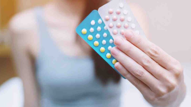 How female hormones affect weight loss?