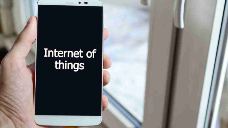 How Your Business Can Benefit from the IoT (Internet of Things)
