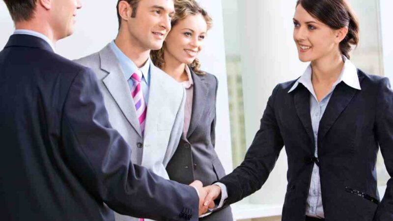 5 Strategies That Can Help You Manage a Remote Sales Team Like A Pro