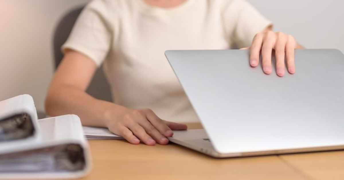 Shut Down or Sleep: Which Option Should You Choose for Your Laptop?