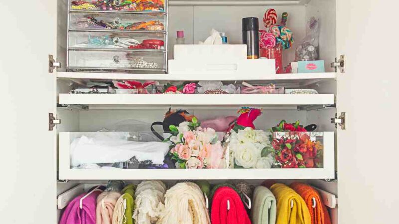5 Vertical Storage Solutions to Maximize Your Wall Space 2021